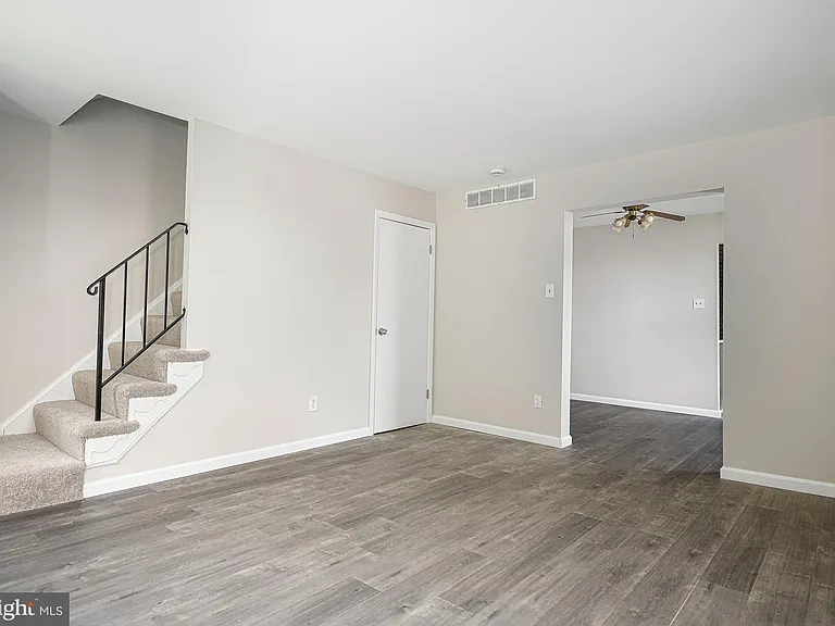 15 Burnsway Ct #9G — Photo 5