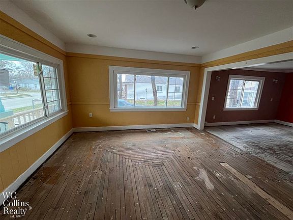 3rd image of 2119 Rome Ave