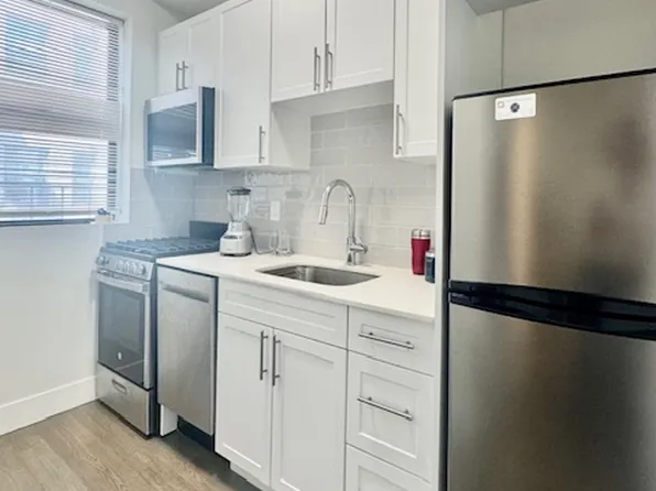 28 Queensberry St, Boston, MA