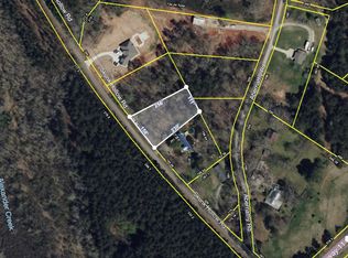 82 Skunk Hollow Rd, Campobello, SC 29322