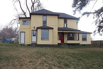 1st image of 513 S 1st St