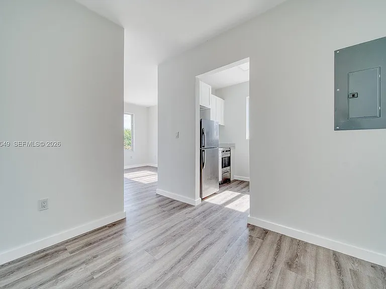 2352 SW 5th St #5 — Photo 11