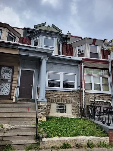4945 N 16th St Photo 1