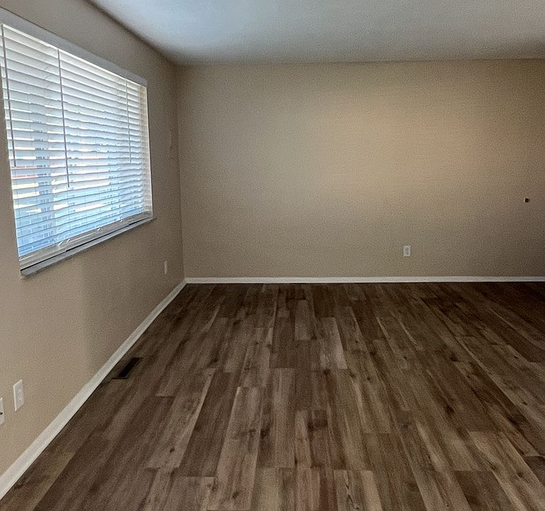 Living Room_1 (36)_01242025
