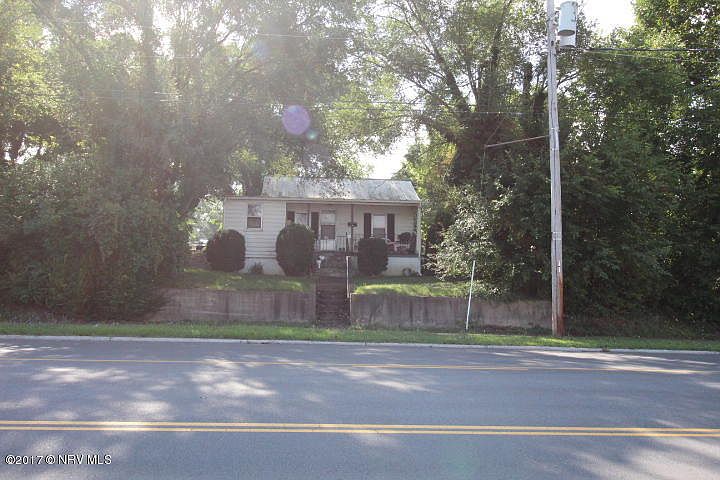 2nd image of 1220 E Main St