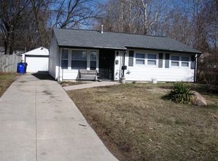 4700 Gordon Ave NW, Cedar Rapids, IA 52405