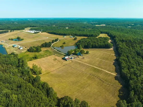 3590 Tegeler Rd, Gerald, MO 63037