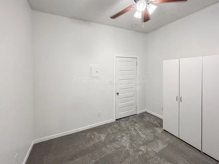 1064 Curran St NW #B — Photo 5