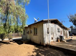 15632 Ridgeway Ave, Riverside, CA 92508