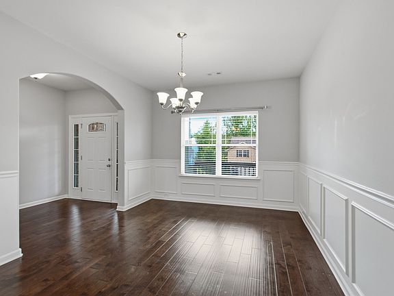 5th image of 7409 Holly Leaf Way