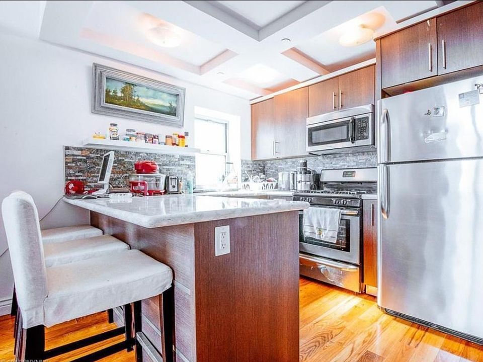 1st image of 2974 Brighton 5th Pl #2