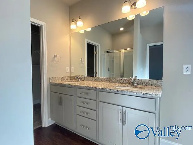 311 River Rock Dr — Photo 26