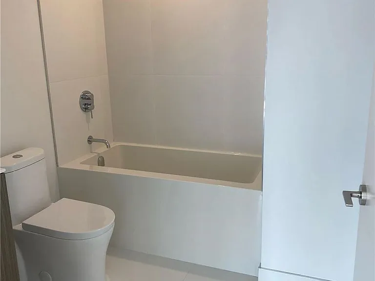 20 Edward St #1806 — Photo 6