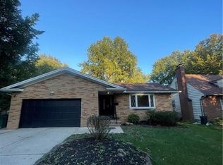 1955 Chelford Rd, Richmond Heights, OH 44143