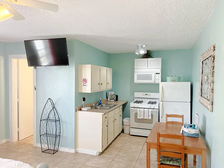 1715 19th St #3 — Photo 3