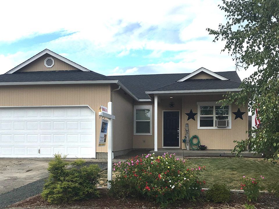 1st image of 192 Canary Ave