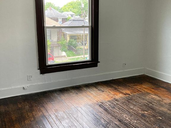 4th image of 1408 Parrett St #4