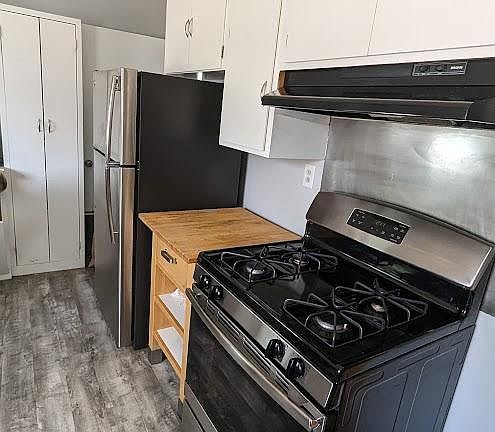 5th image of 6105 Thomas Ave S