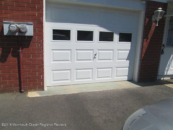 5th image of 114 Fairway Lane #B
