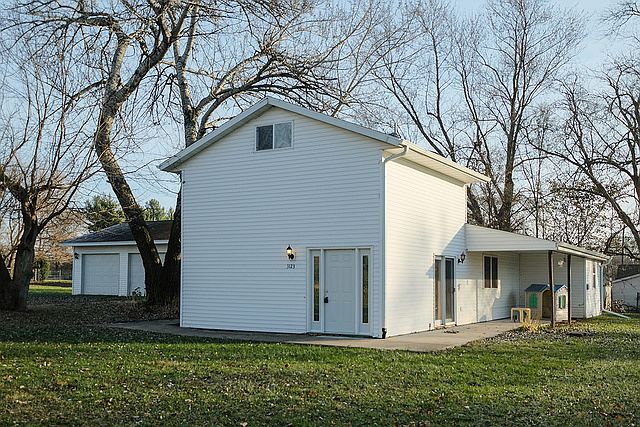 1st image of 3123 Coleman Ave