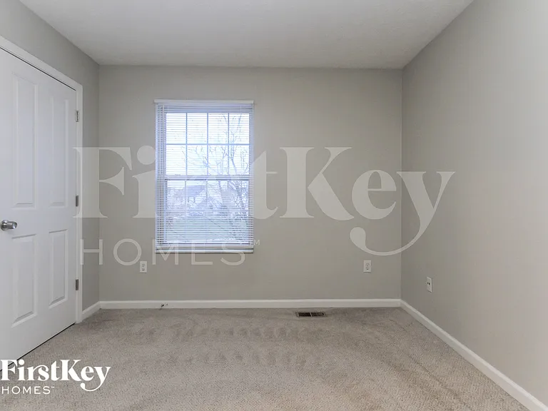 88 Bradford Ct — Photo 10