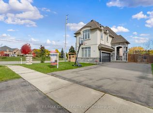 34 Rhapsody Cres, Brampton, ON L6P 4E8