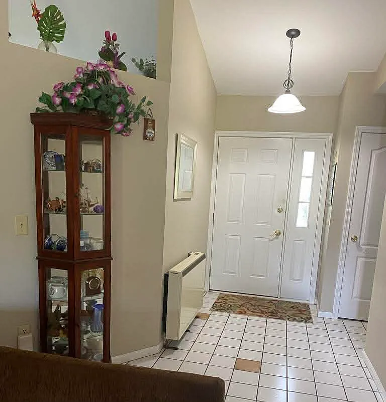 138 Westview Ln — Photo 1
