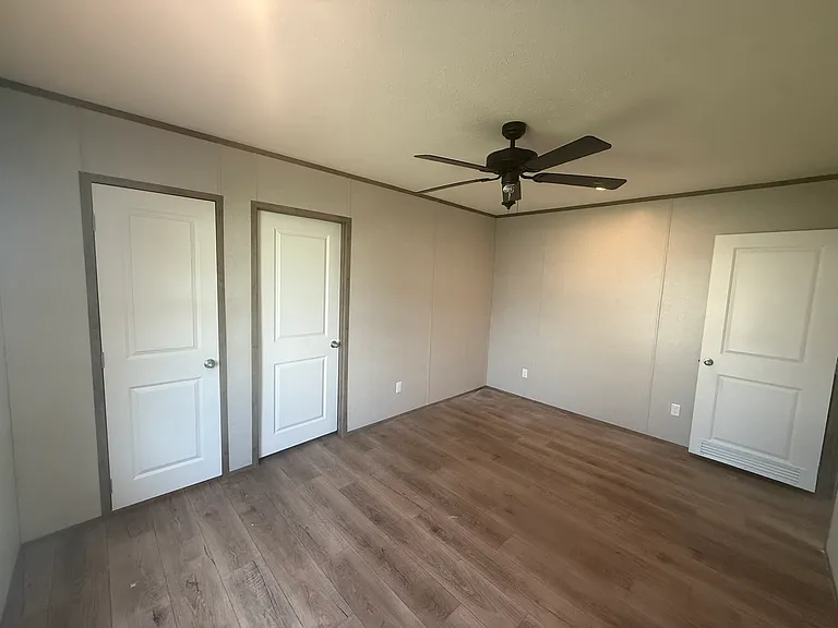 15931 Pine Grove Road Ext W #W — Photo 13