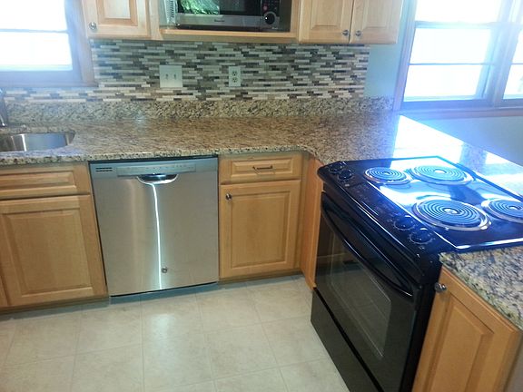5th image of 3734 Auger Ave