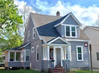 813 Scott Ave, Oshkosh, WI 54901