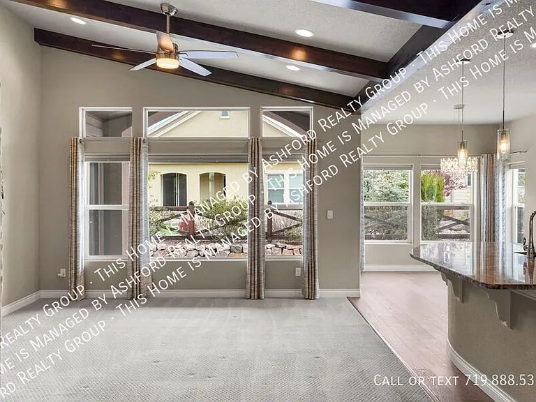 7215 Rim Bluff Ln — Photo 8