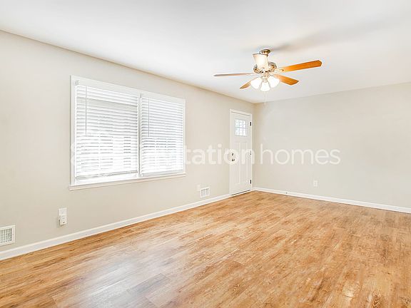 4th image of 3609 Vicki Ln