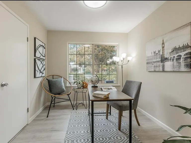 35267 Farnham Dr — Photo 15