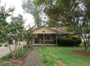 105 Spring St, Jonesboro, GA 30236