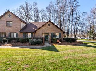 223 Abbey Ln, Greenwood, SC 29649