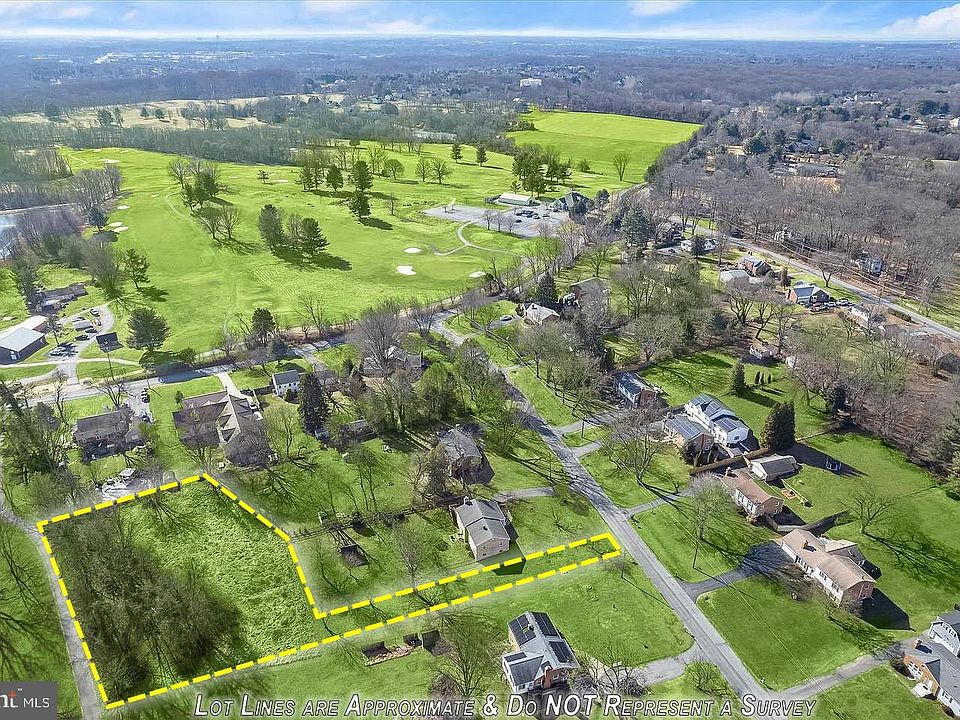 1st image of 20821 Brooke Knolls Rd