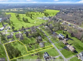 20821 Brooke Knolls Rd, Gaithersburg, MD 20882