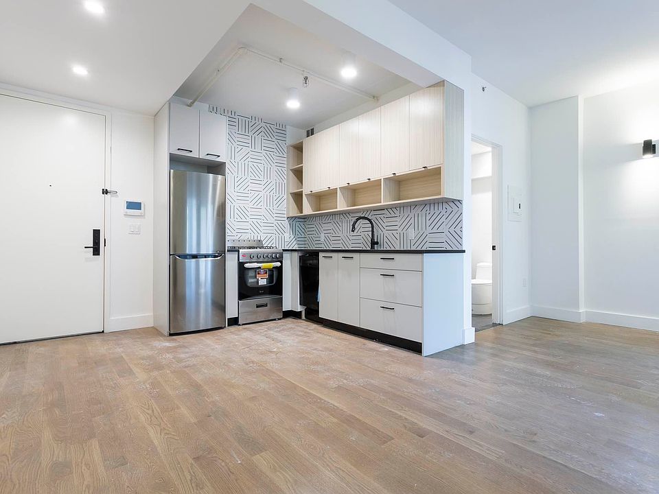1st image of 323 E 19th St APT 6F