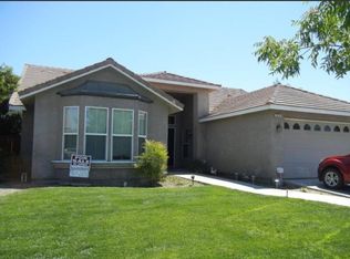 16191 W East St, Kerman, CA 93630