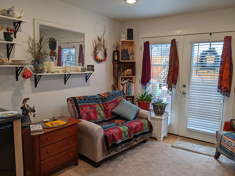 947 Terry St #B — Photo 7
