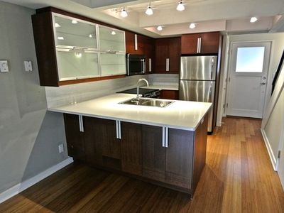 39-3-3 Etruria St, Seattle, WA, 98109