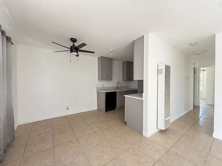 5839 Bagley Ave — Photo 17