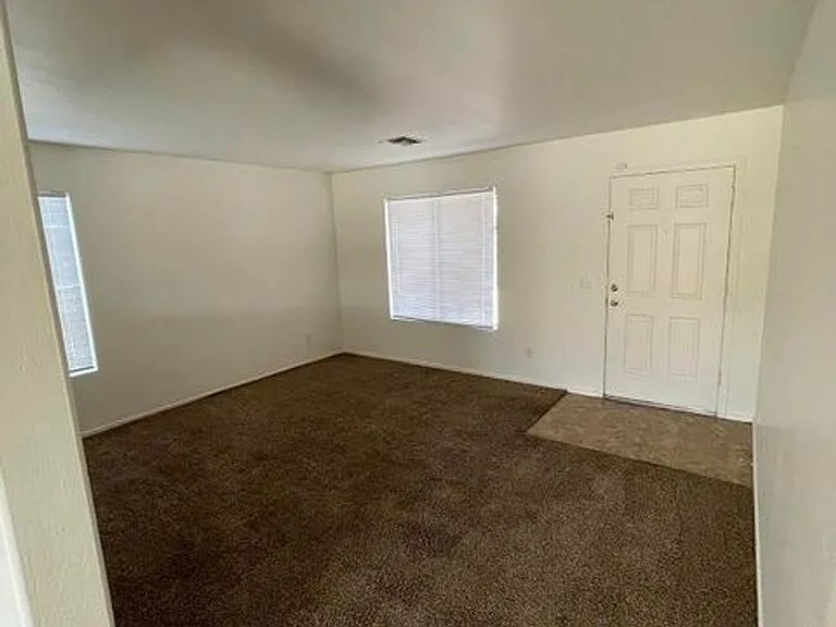 25881 W North Star Pl — Photo 4