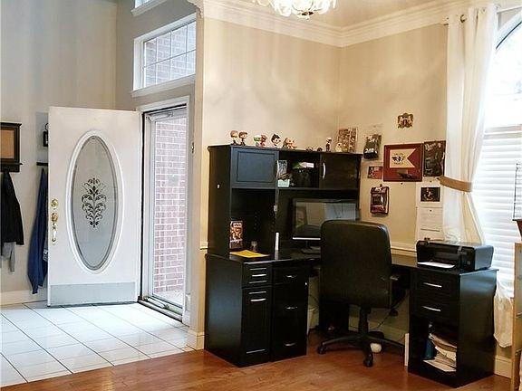 4th image of 4413 Racebrook Ct