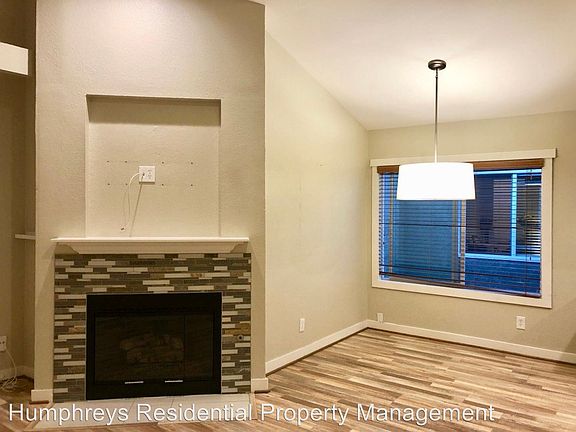 5th image of 3752 33rd St APT 4
