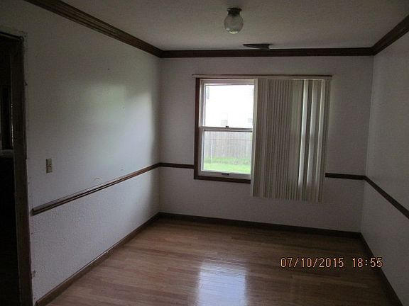 5th image of 7522 Glenoak Pkwy