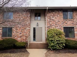 20 Amato Dr APT L, South Windsor, CT 06074
