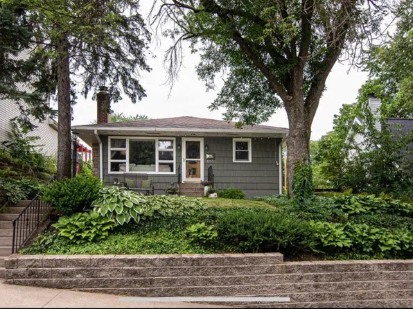 1855 Atlantic St, Dubuque, IA 52001