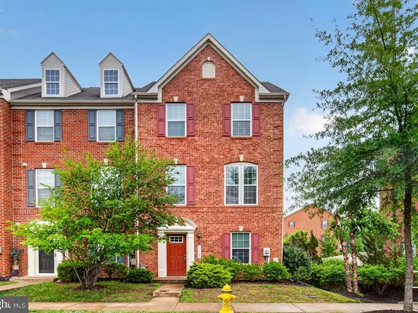 11867 Saint Linus Dr, Waldorf, MD 20602