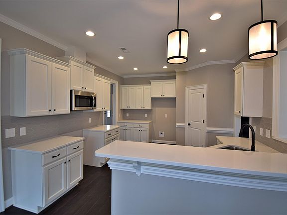 5th image of 4013 Barrington Drive